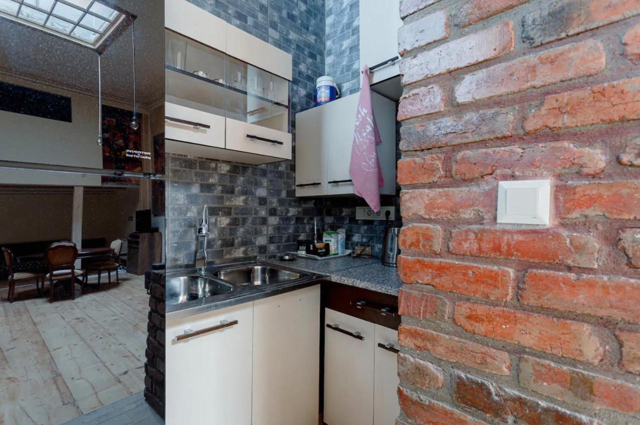 Lovely Dulcet Loft In Center Of Rustaveli Tbilisi Eksteriør billede